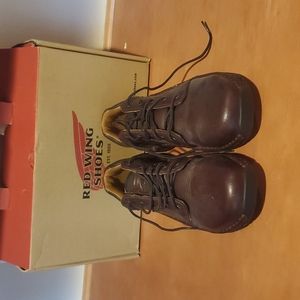 Red wing shoes